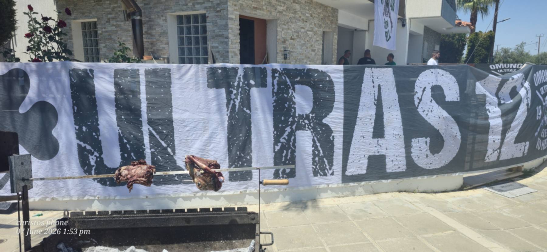 Τα έκαψαν οι Ultras12 για τα γενέθλια της ΟΜΟΝΟΙΑΣ (Βίντεο)